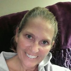 Meet your Posher, Cheryl